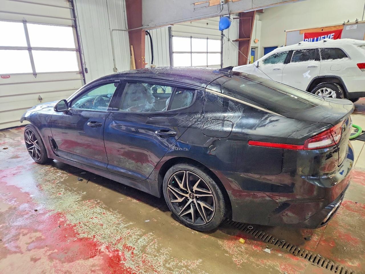 2022 KIA Stinger