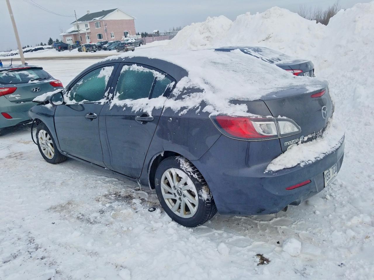 2013 MAZDA 3