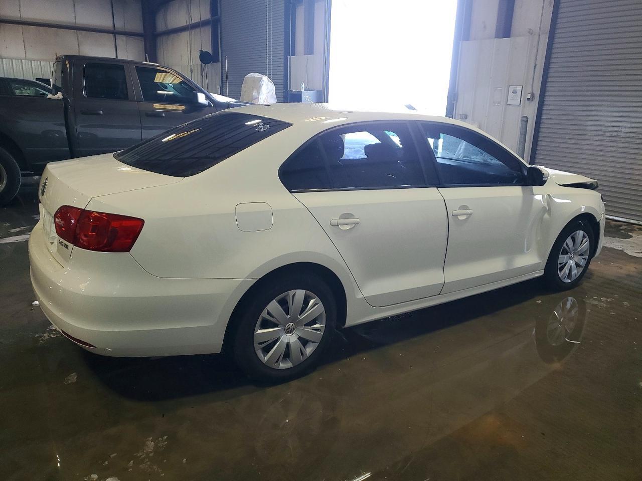 2012 VOLKSWAGEN JETTA
