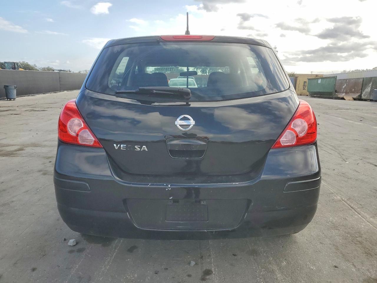2008 NISSAN VERSA