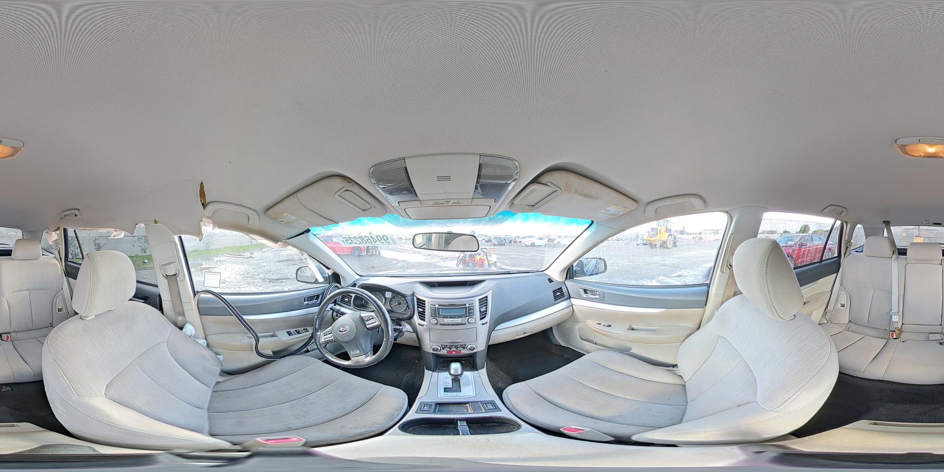 2013 SUBARU Outback