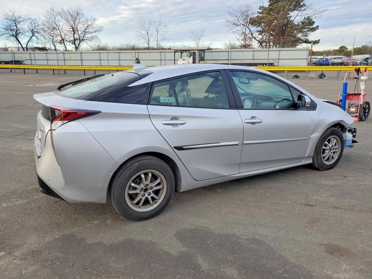 2018 TOYOTA PRIUS