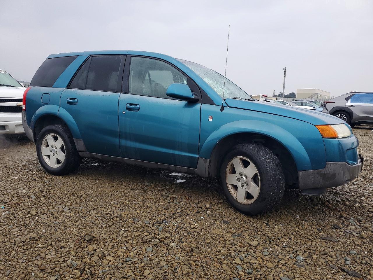 2005 SATURN Vue