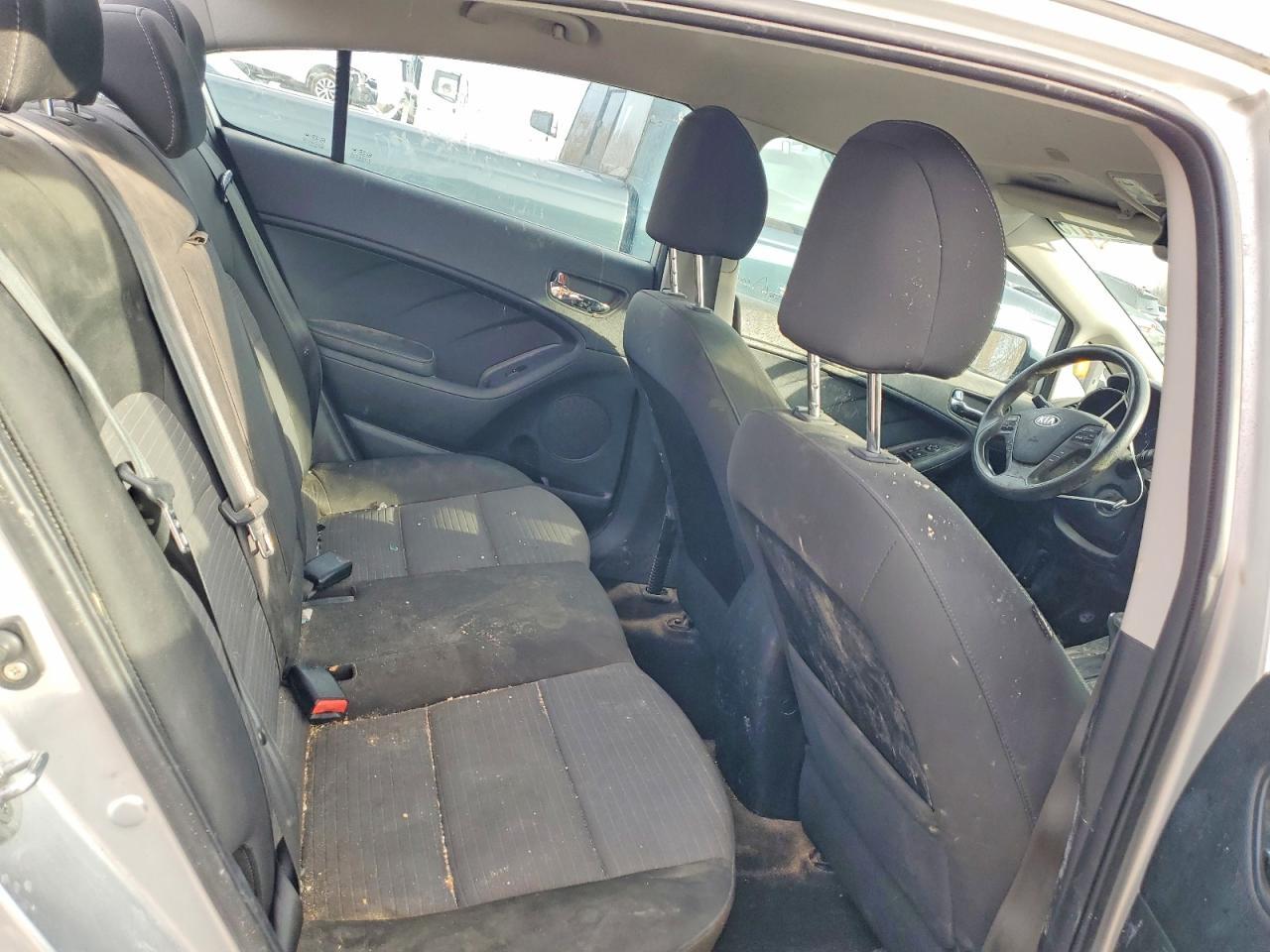 2015 KIA FORTE