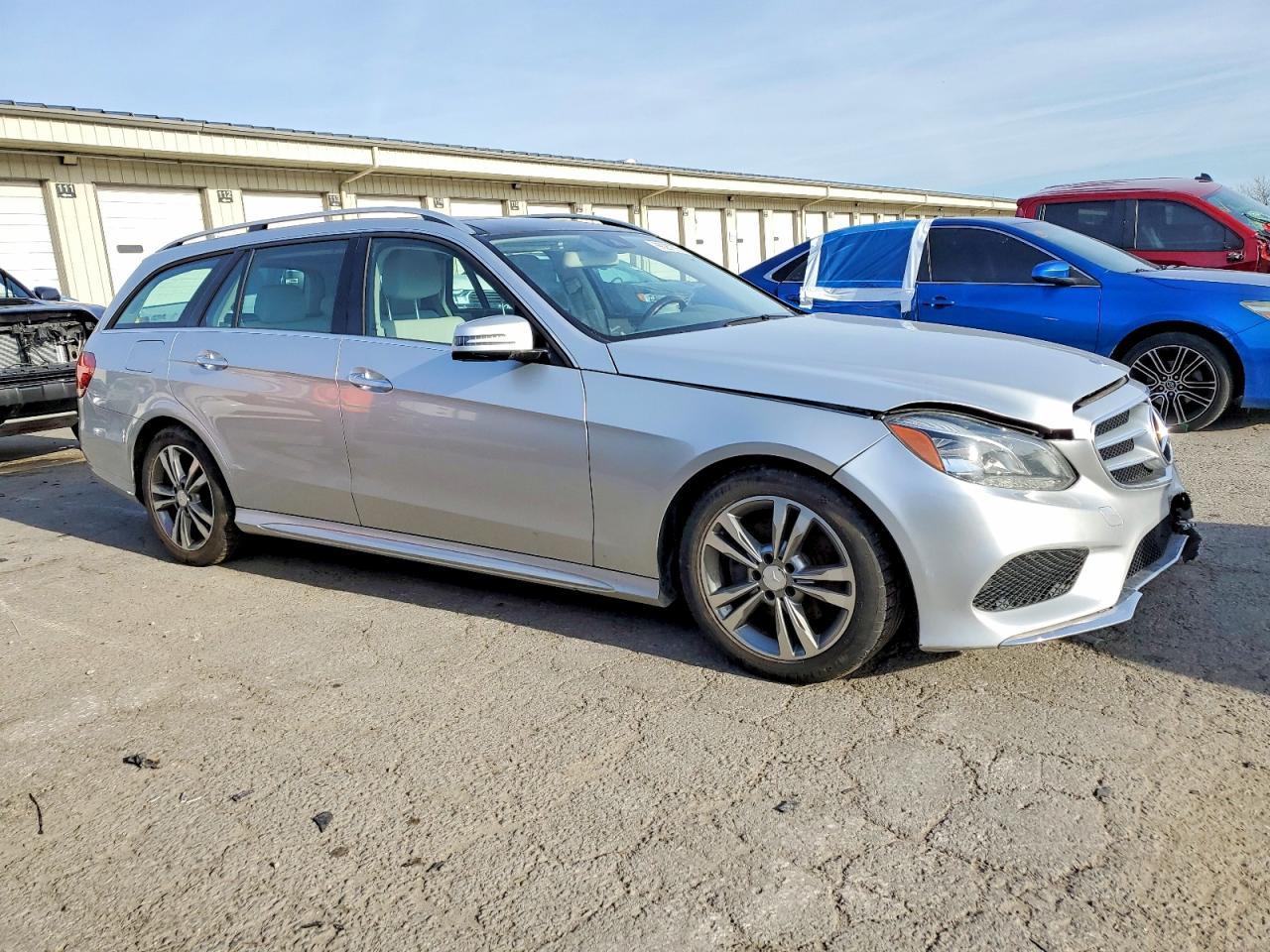2014 MERCEDES-BENZ E-Class