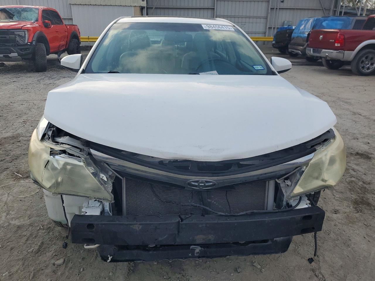 2014 TOYOTA CAMRY