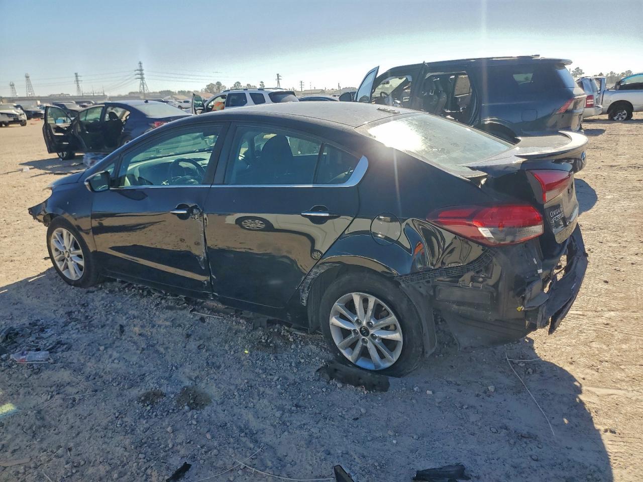 2017 KIA FORTE
