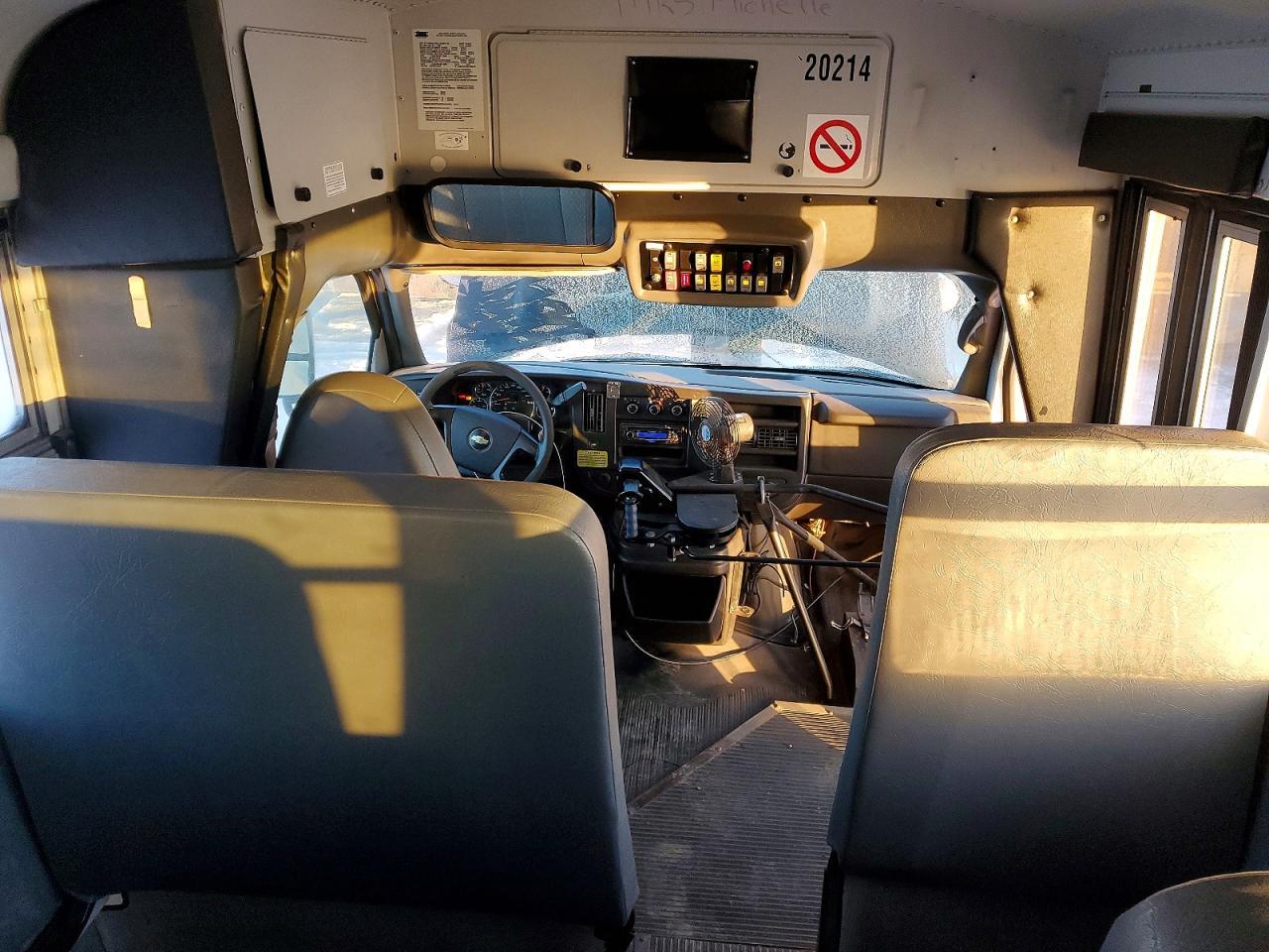 2010 CHEVROLET EXPRESS 2500