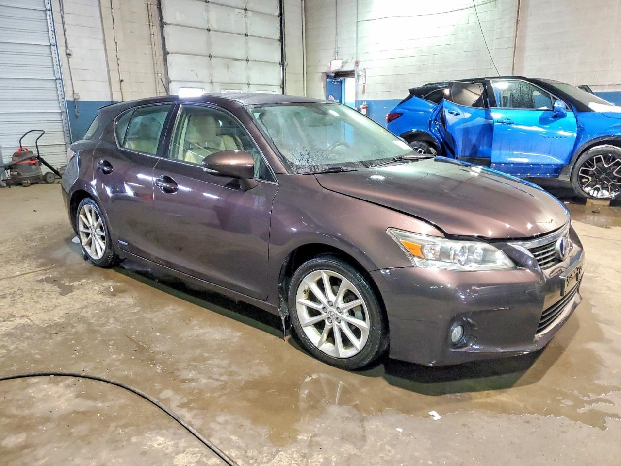 2012 LEXUS CT 200