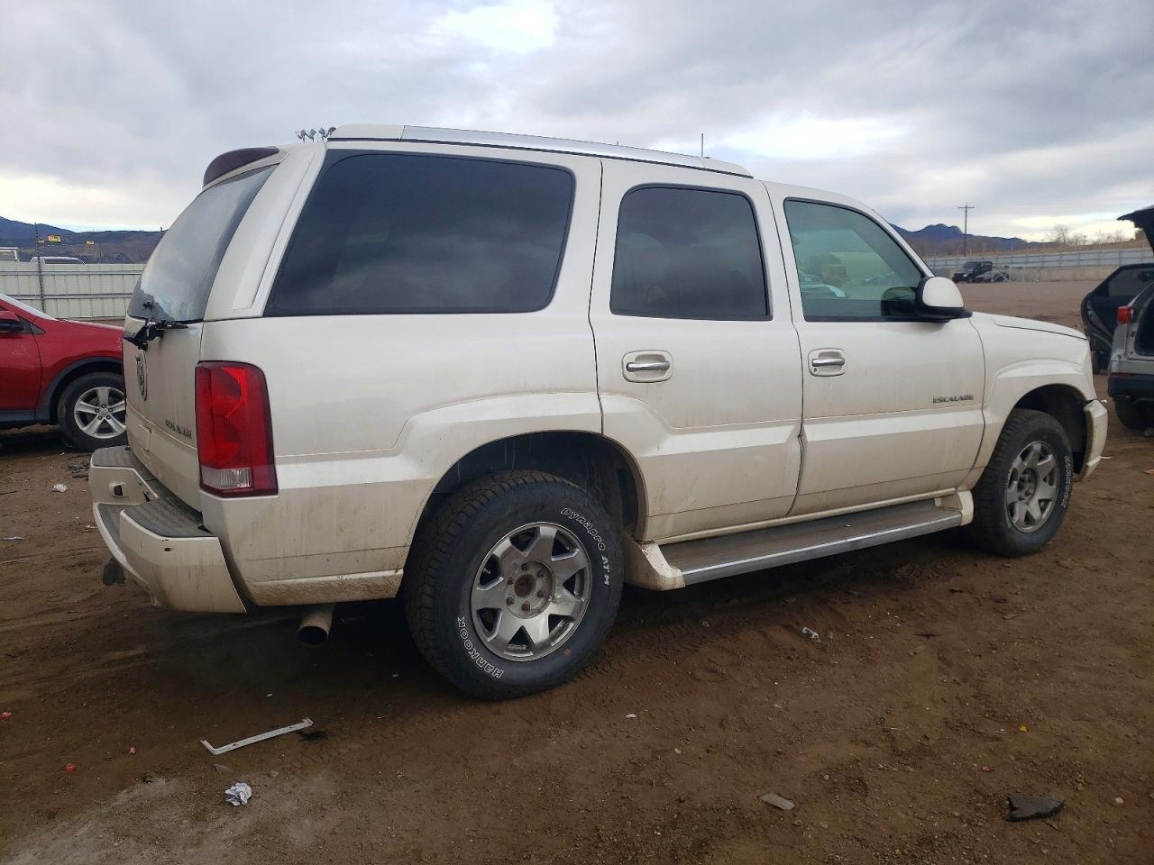 2005 CADILLAC ESCALADE