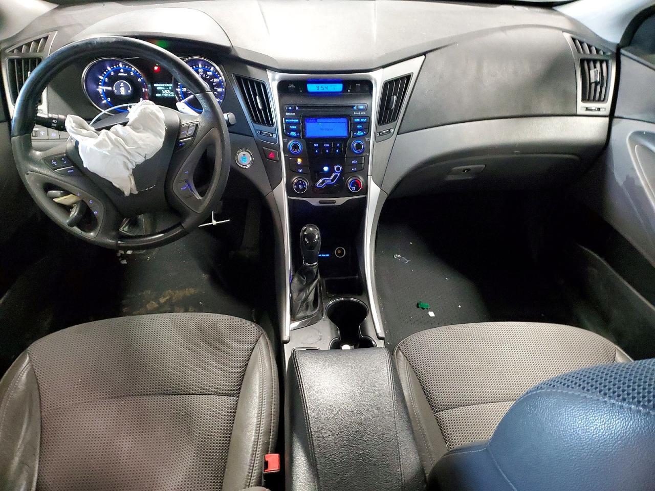 2013 HYUNDAI SONATA