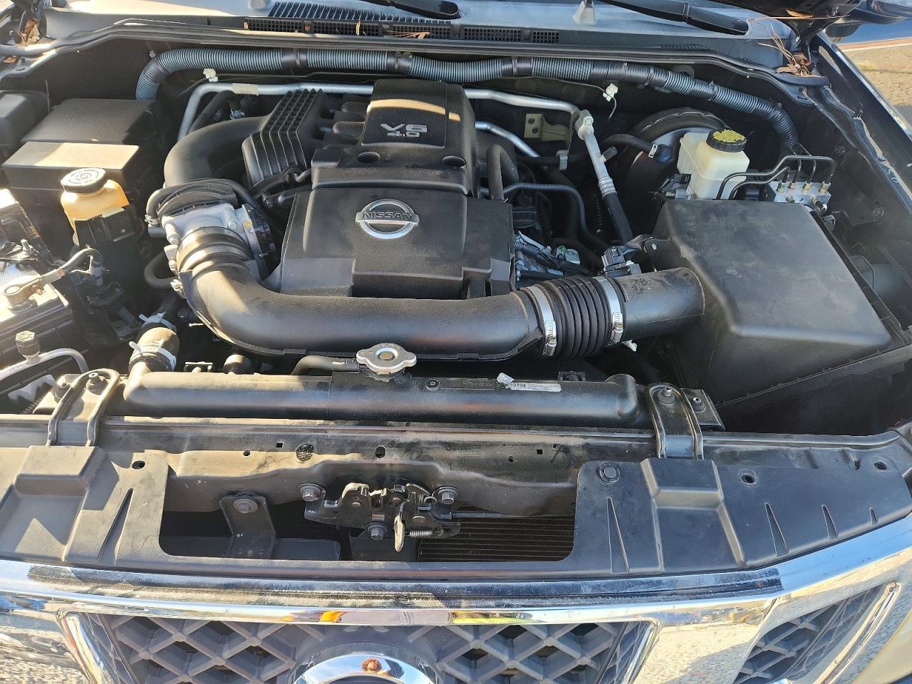 2010 NISSAN Frontier