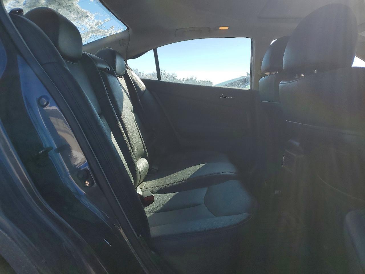 2010 NISSAN Maxima