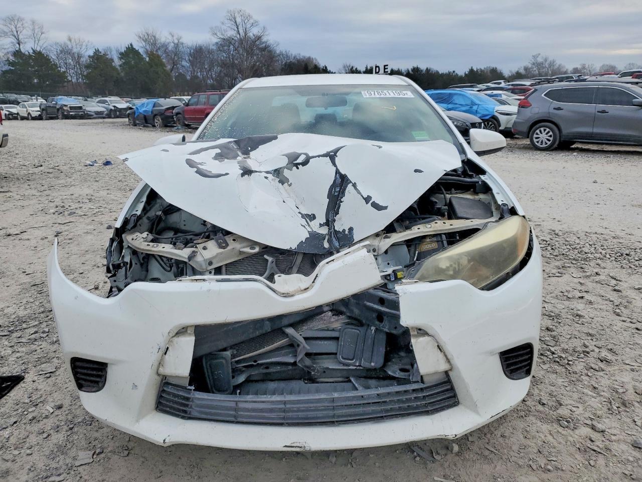 2015 TOYOTA COROLLA