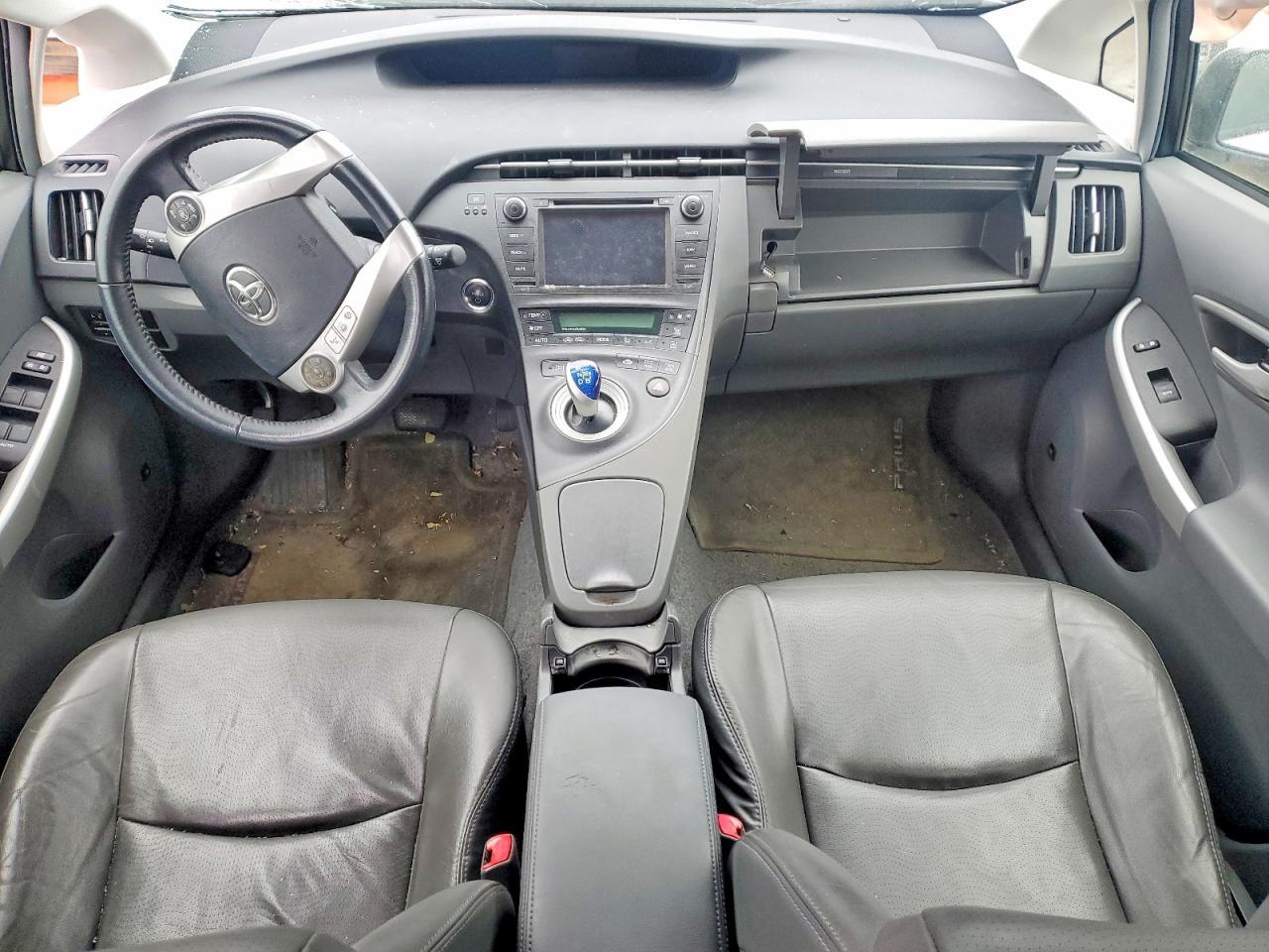 2011 TOYOTA PRIUS