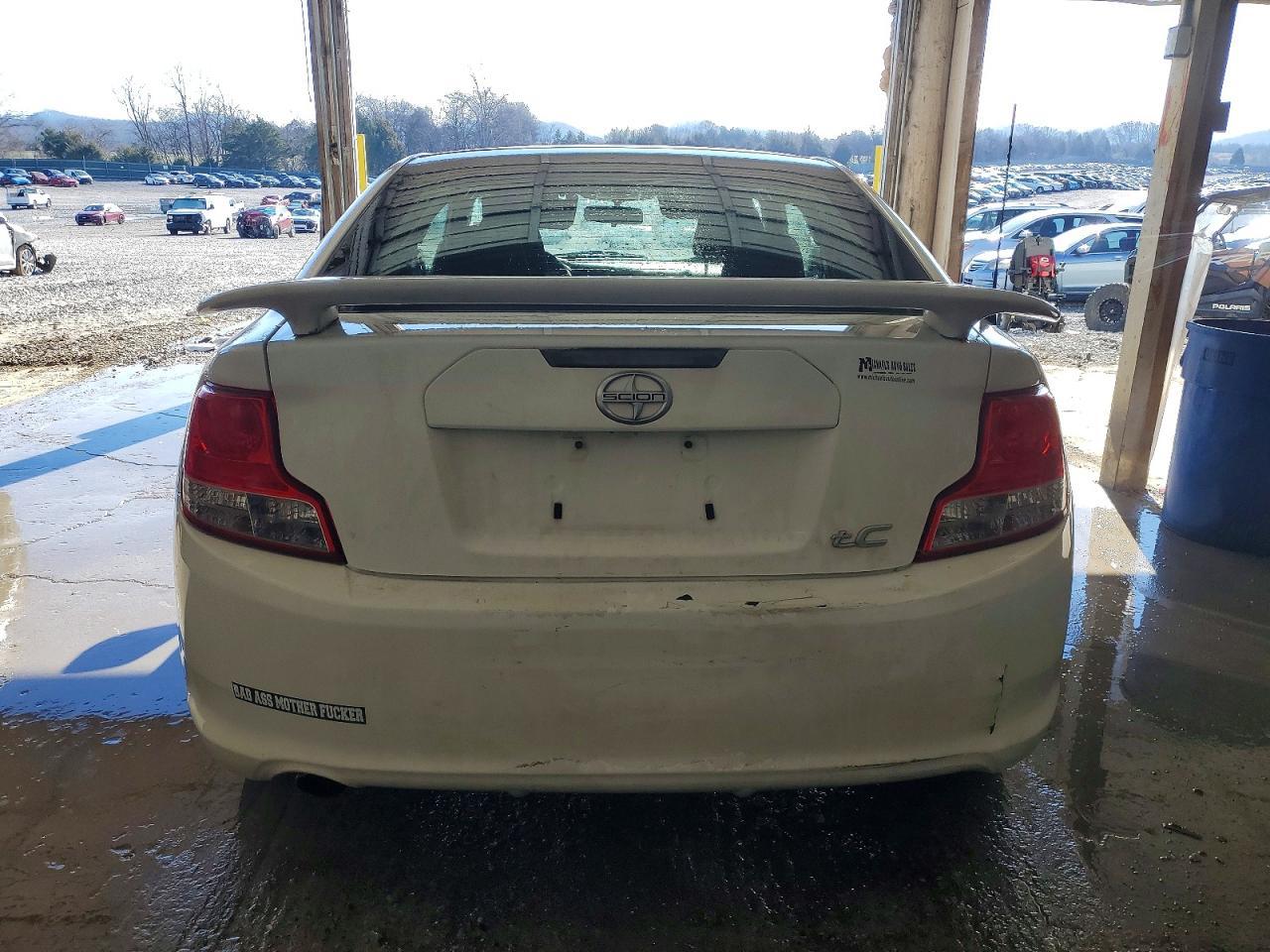 2011 TOYOTA SCION