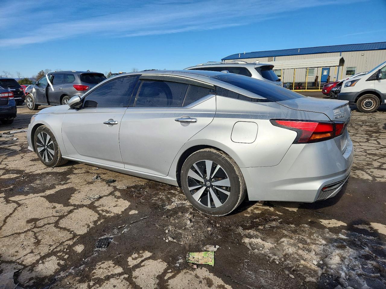 2019 NISSAN