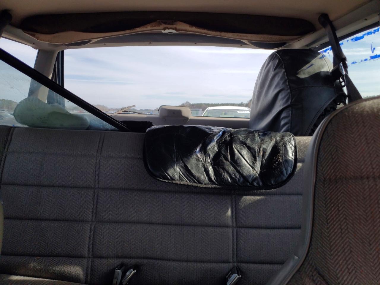1995 JEEP Cher Se