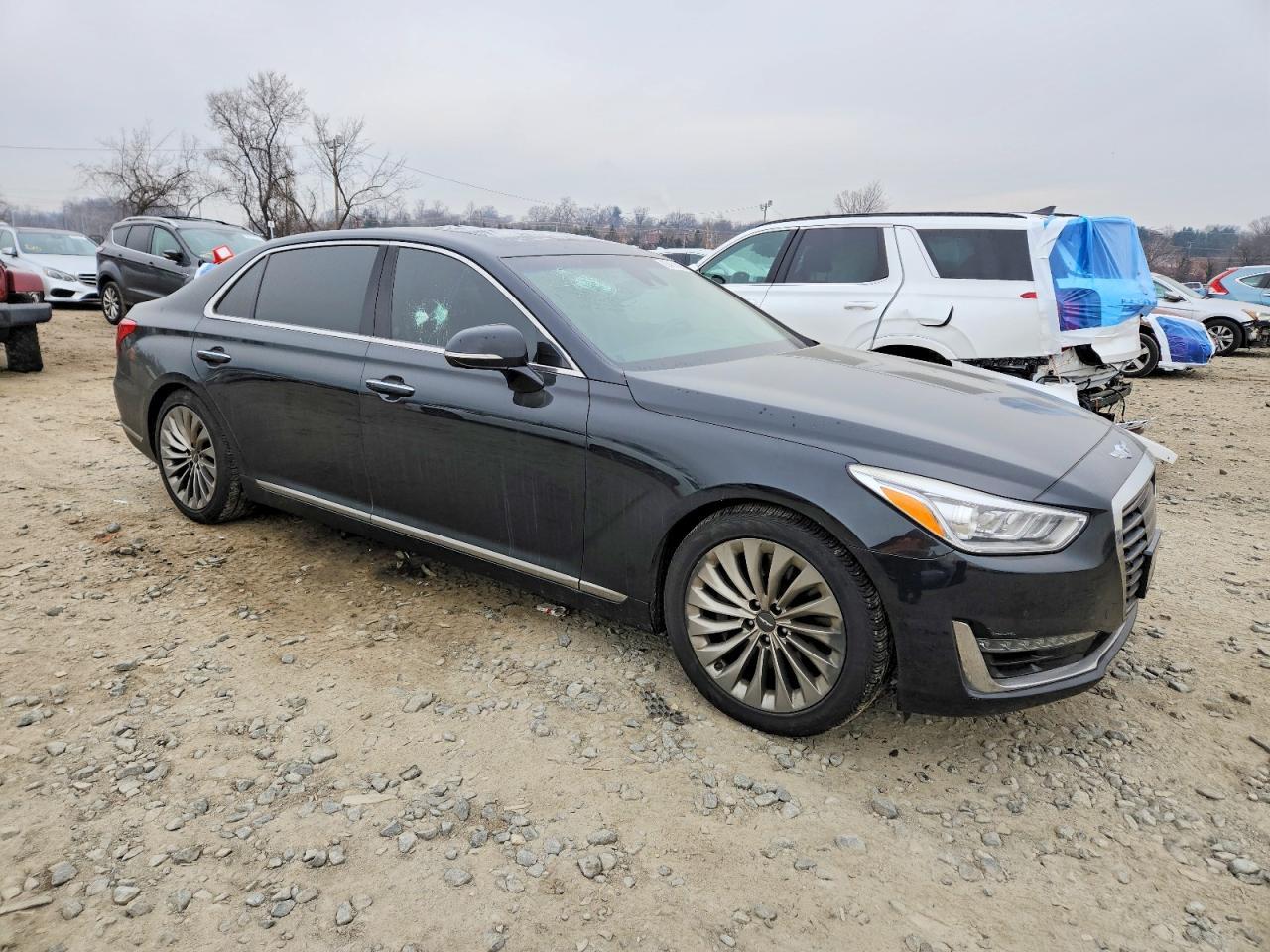 2017 GENESIS G90