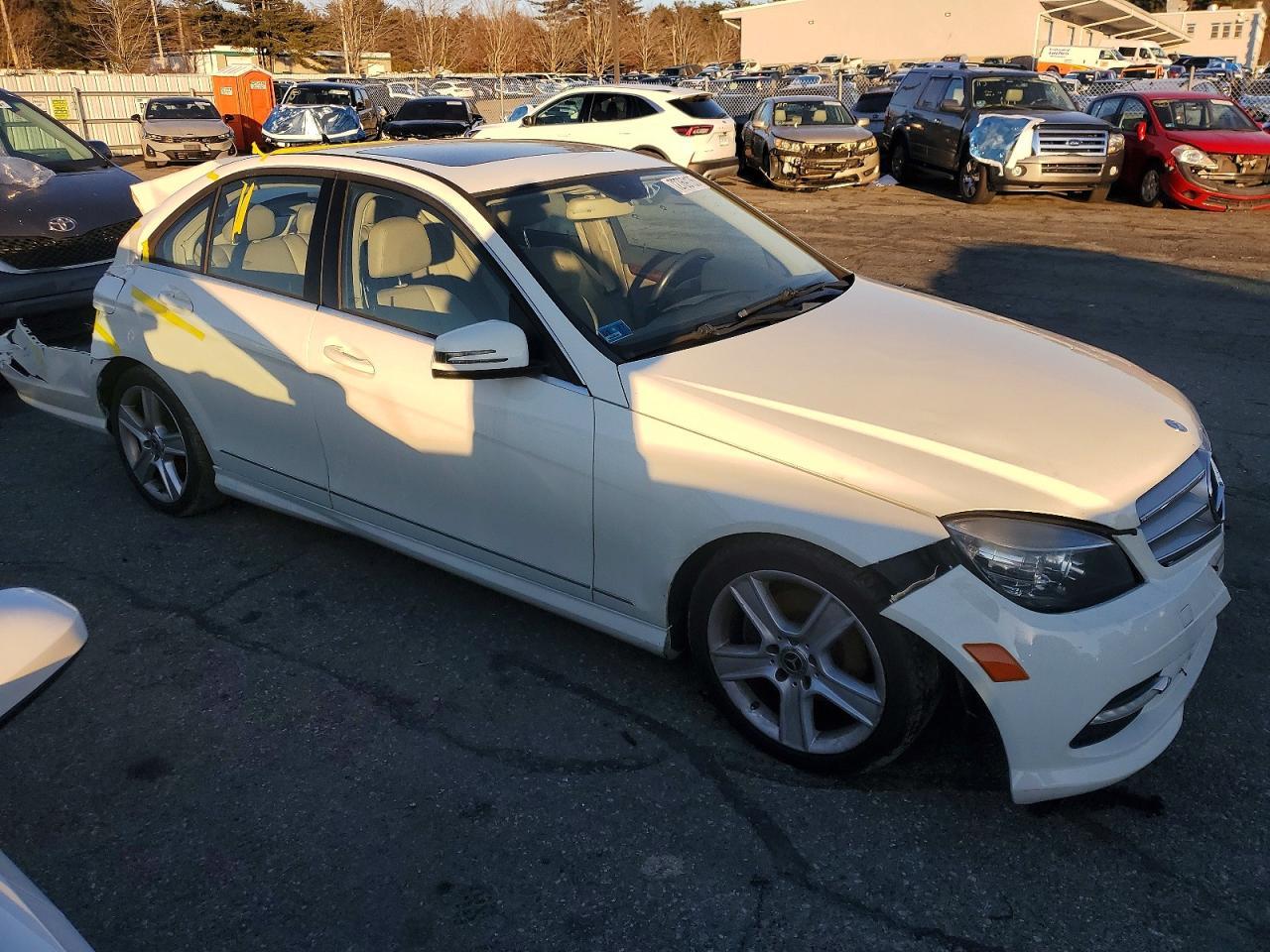 2011 MERCEDES-BENZ C-CLASS