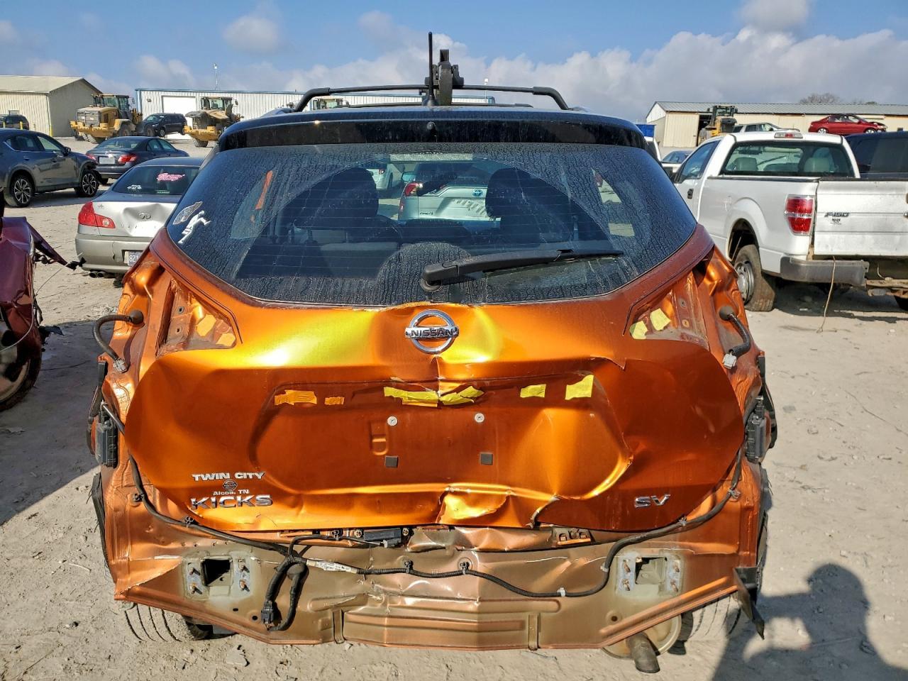 2019 NISSAN KICKS