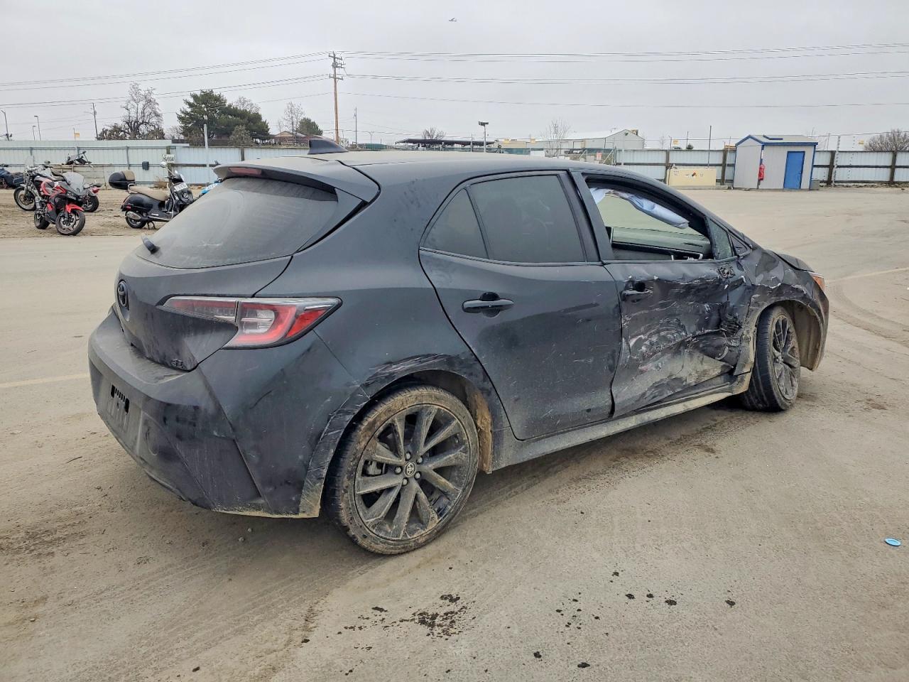 2021 TOYOTA COROLLA