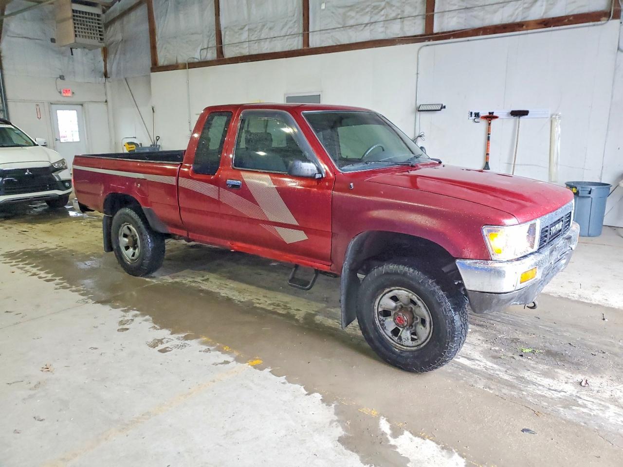 1989 TOYOTA Pickup