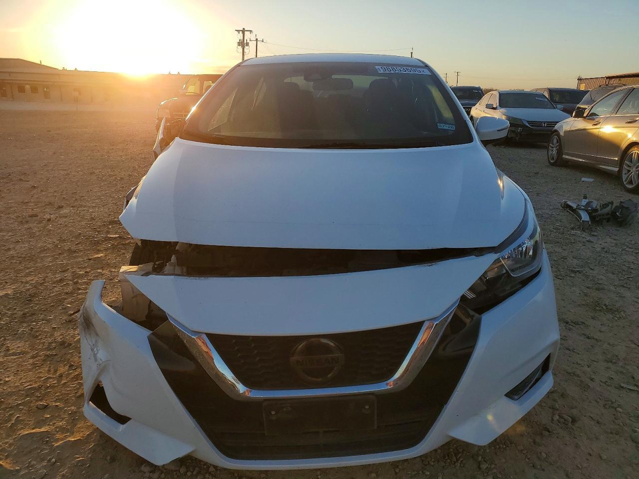 2020 NISSAN VERSA