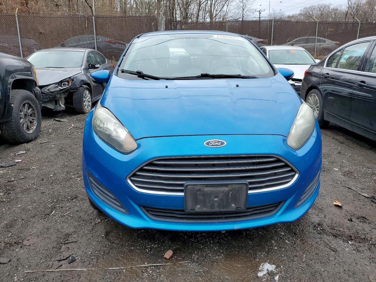 2016 FORD Fiesta