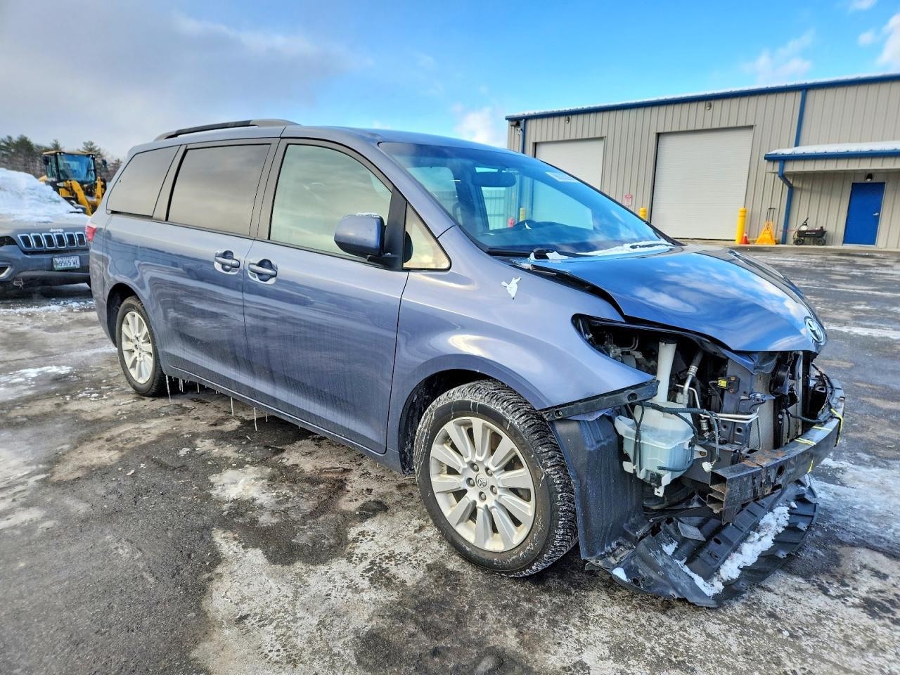 2015 TOYOTA SIENNA