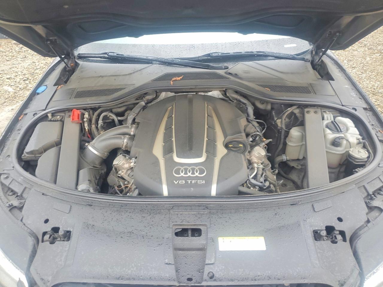 2014 AUDI A8