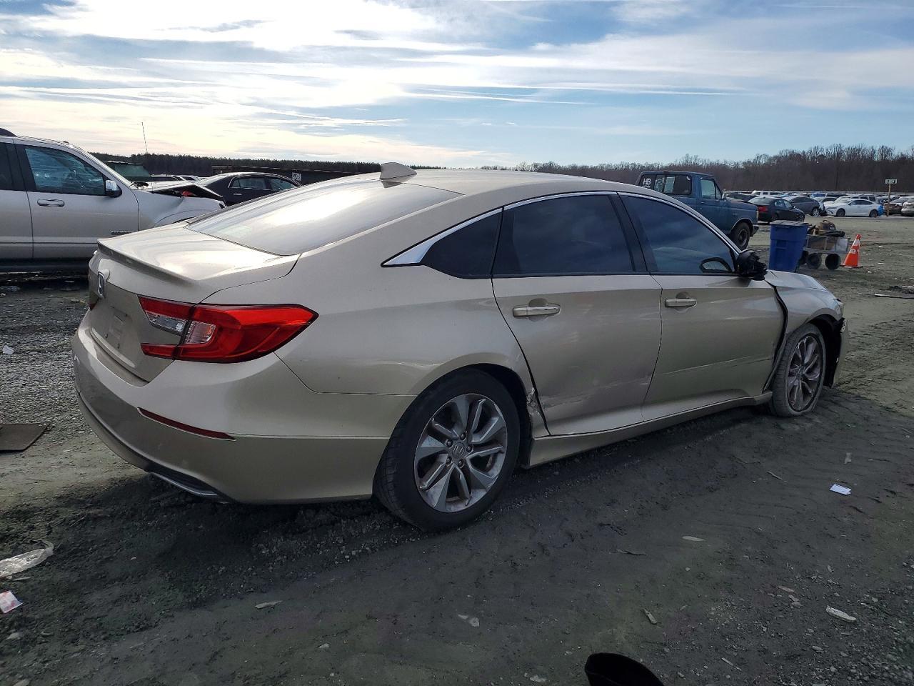 2018 HONDA ACCORD