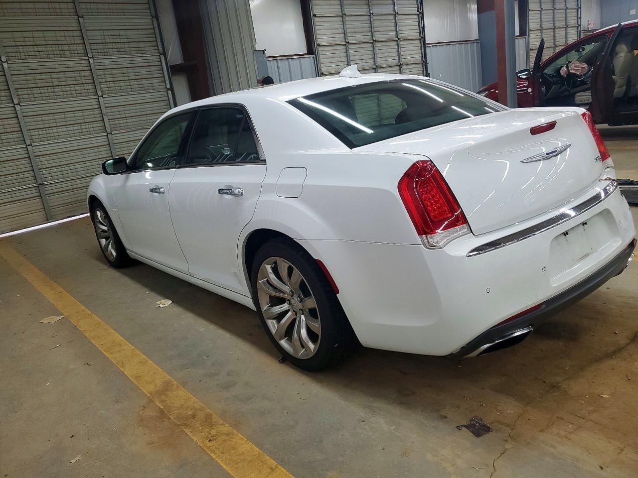 2017 CHRYSLER 300