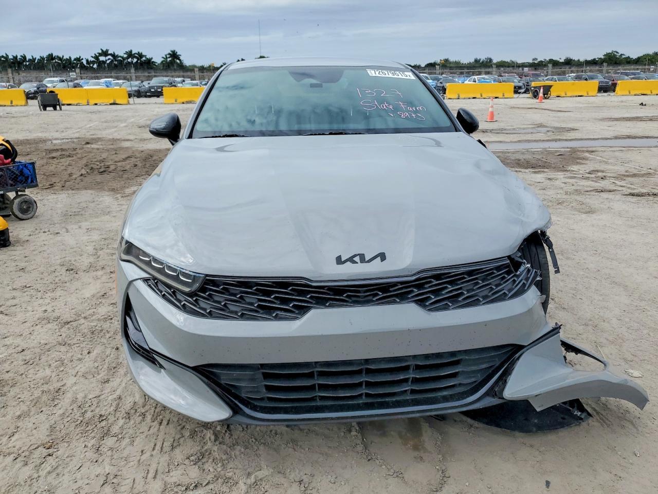 2022 KIA K5