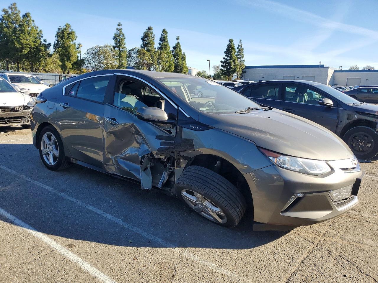 2017 CHEVROLET VOLT