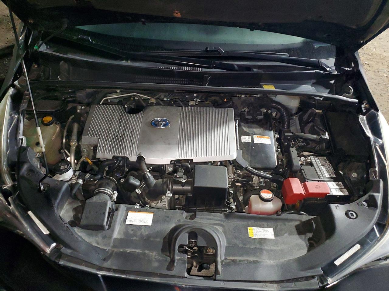 2016 TOYOTA PRIUS