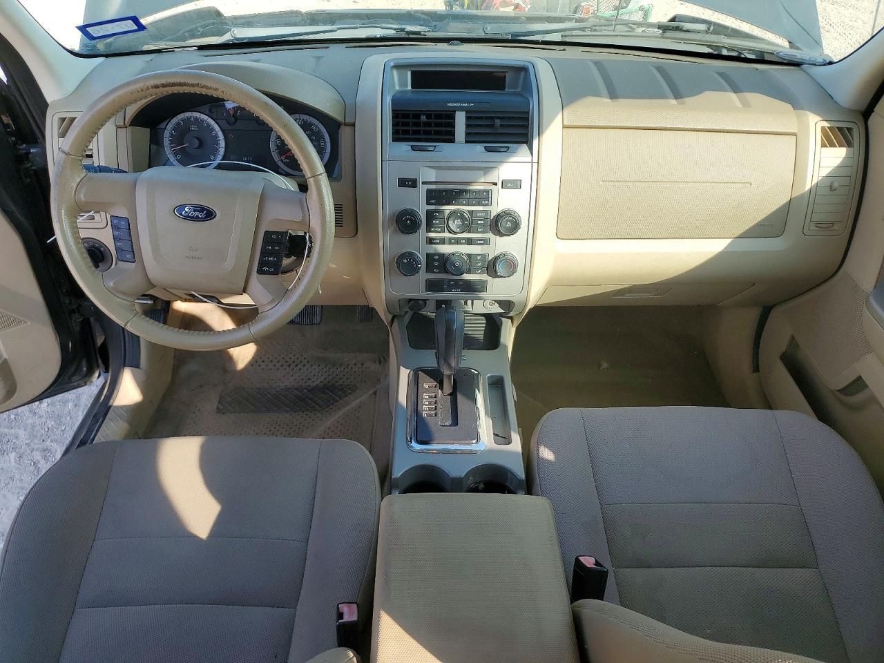 2009 FORD ESCAPE