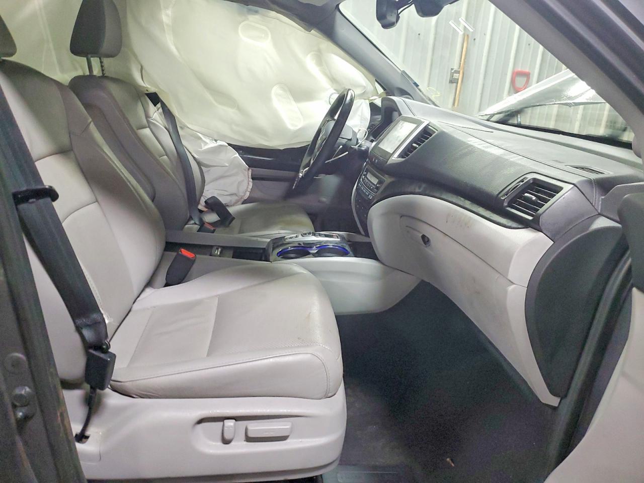 2017 HONDA PILOT