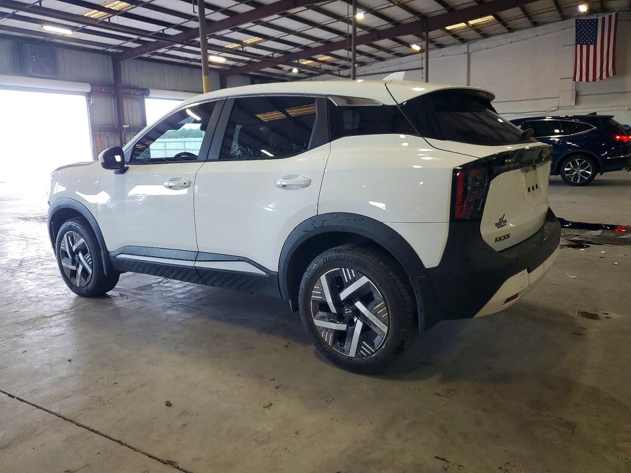 2025 NISSAN KICKS