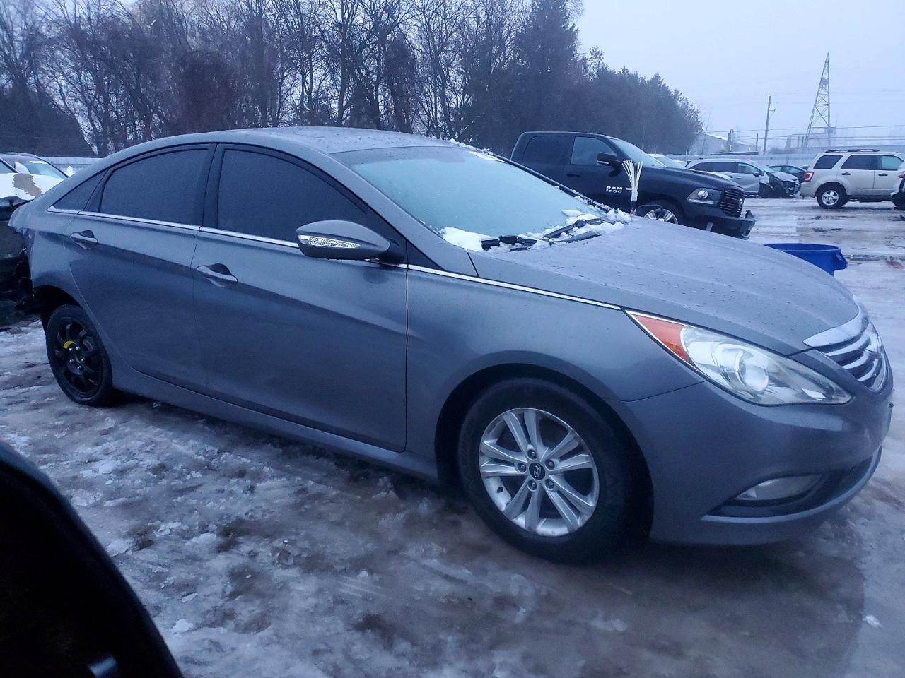 2014 HYUNDAI SONATA