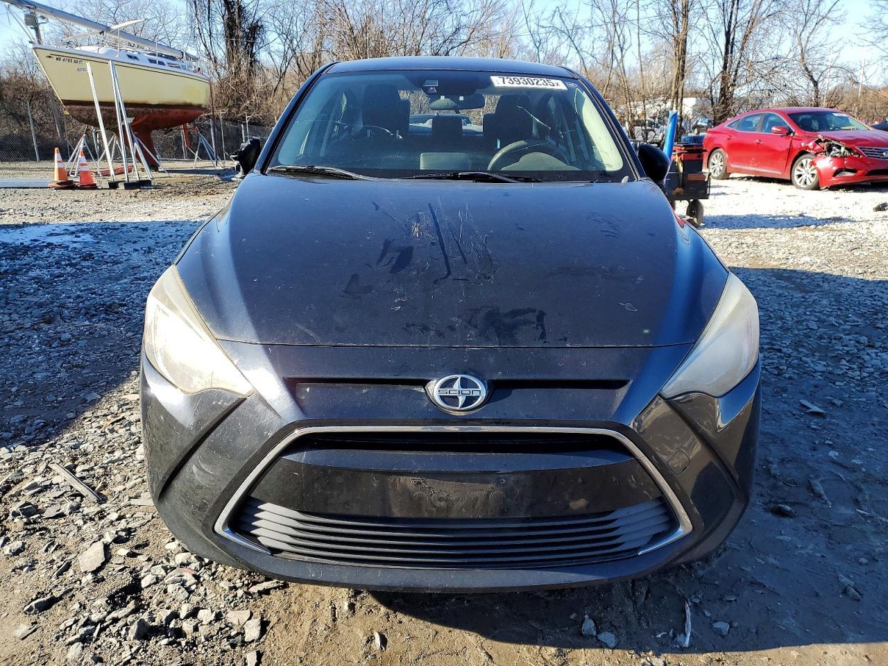 2016 TOYOTA SCION