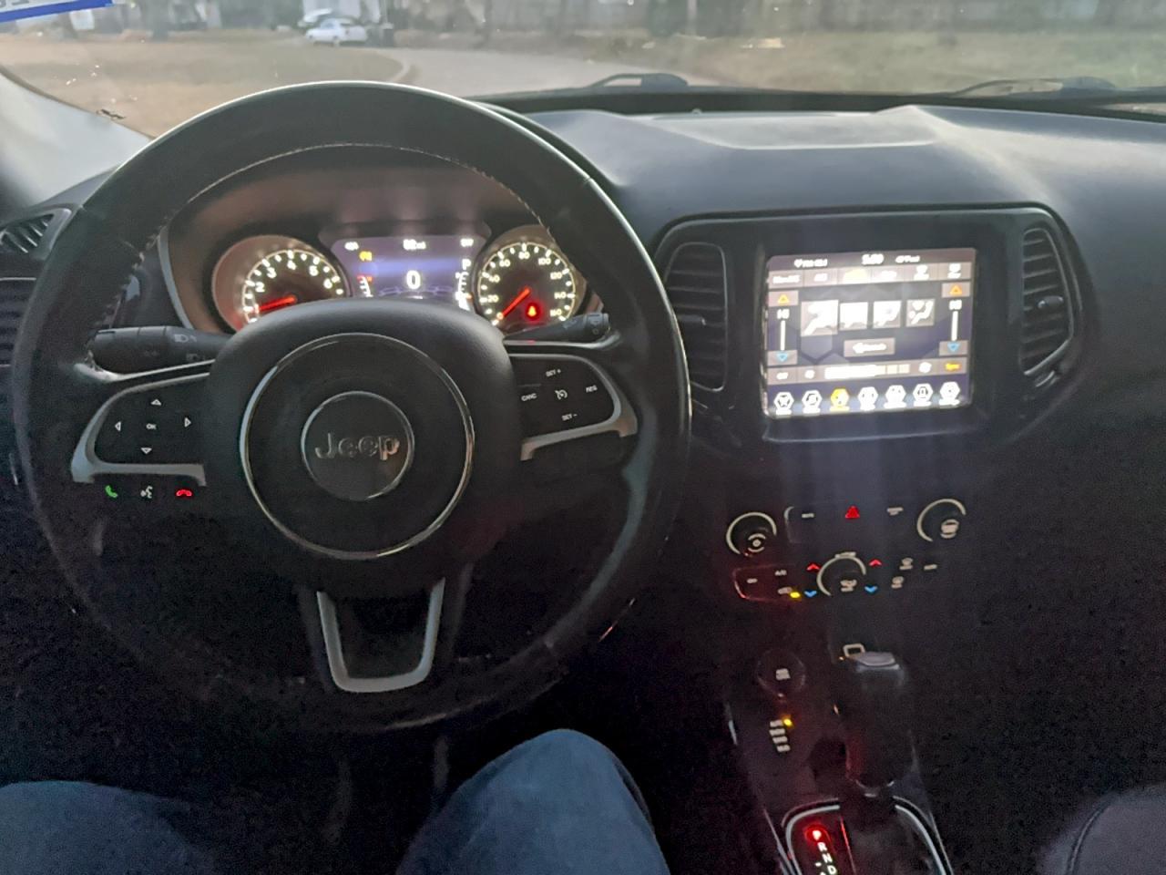2020 JEEP Compass