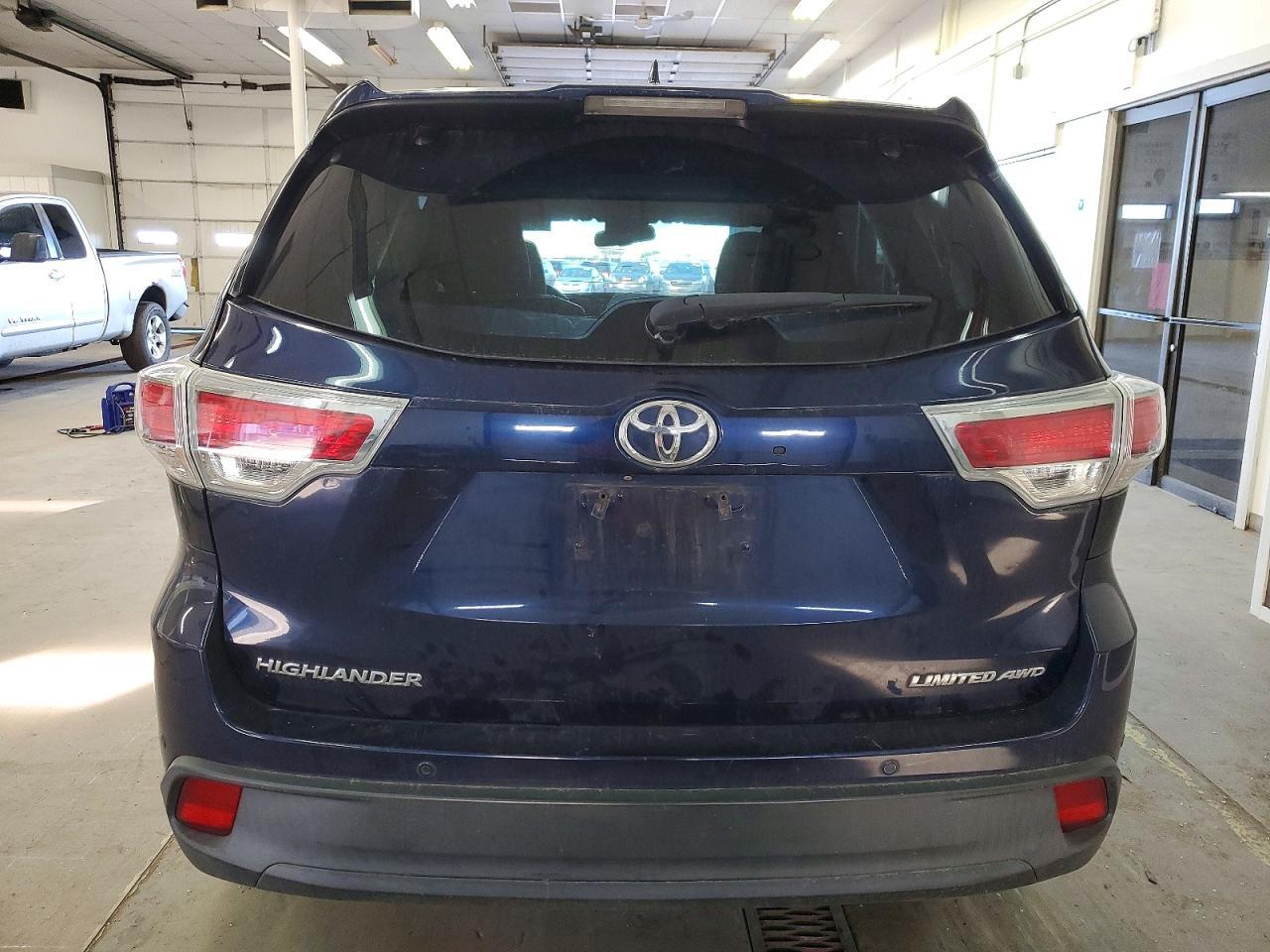 2014 TOYOTA HIGHLANDER