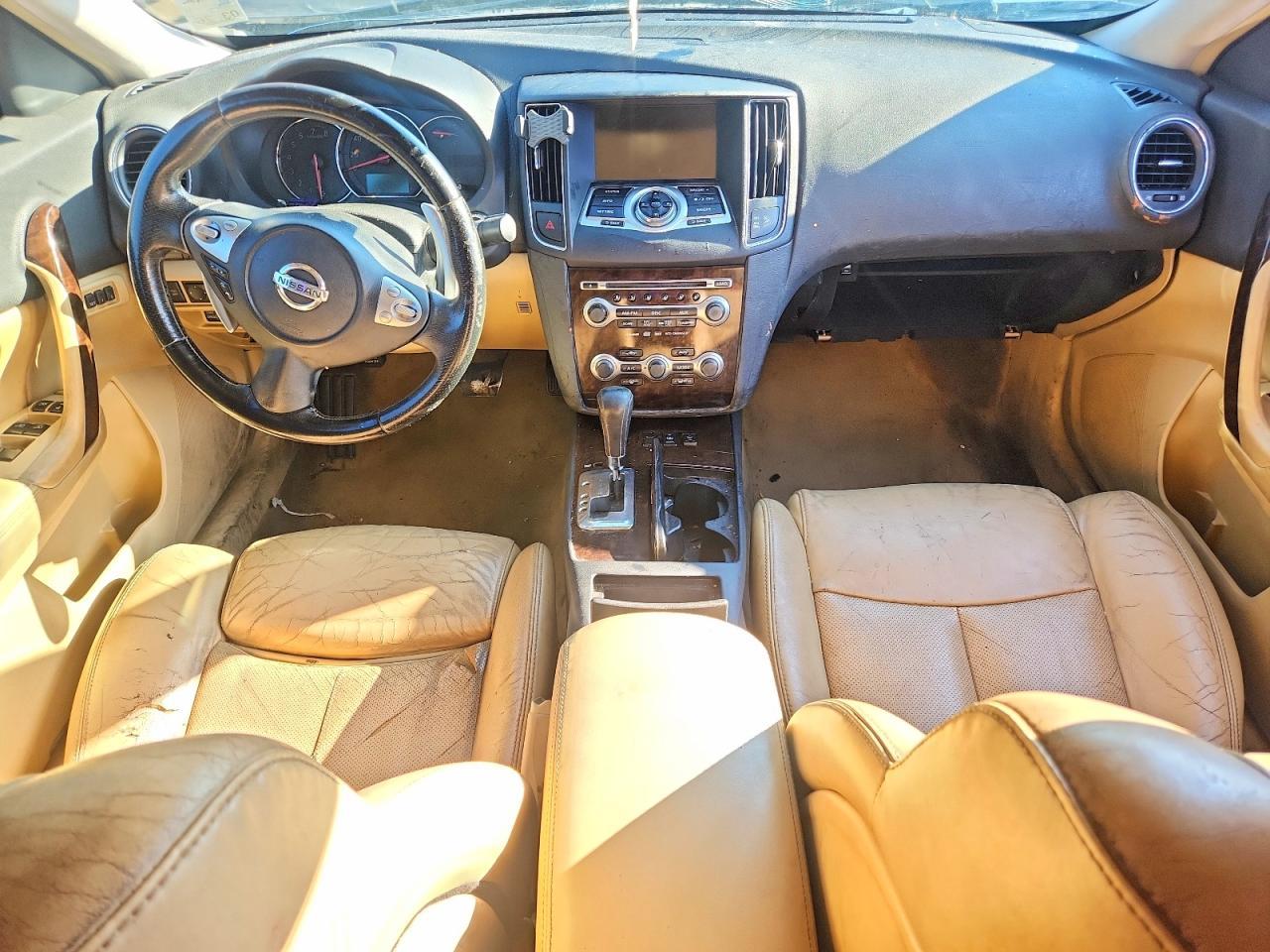 2009 NISSAN Maxima