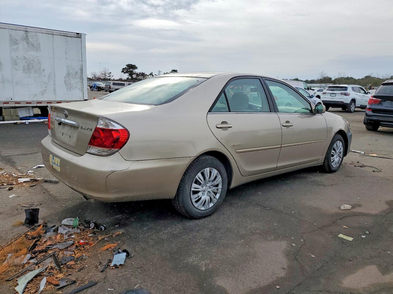 2005 TOYOTA CAMRY