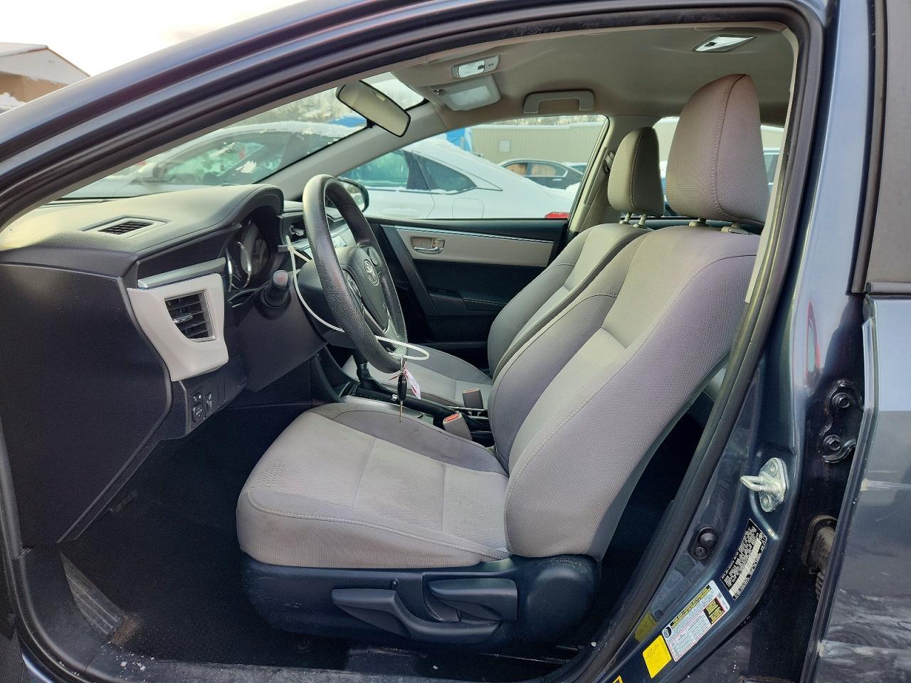 2015 TOYOTA COROLLA