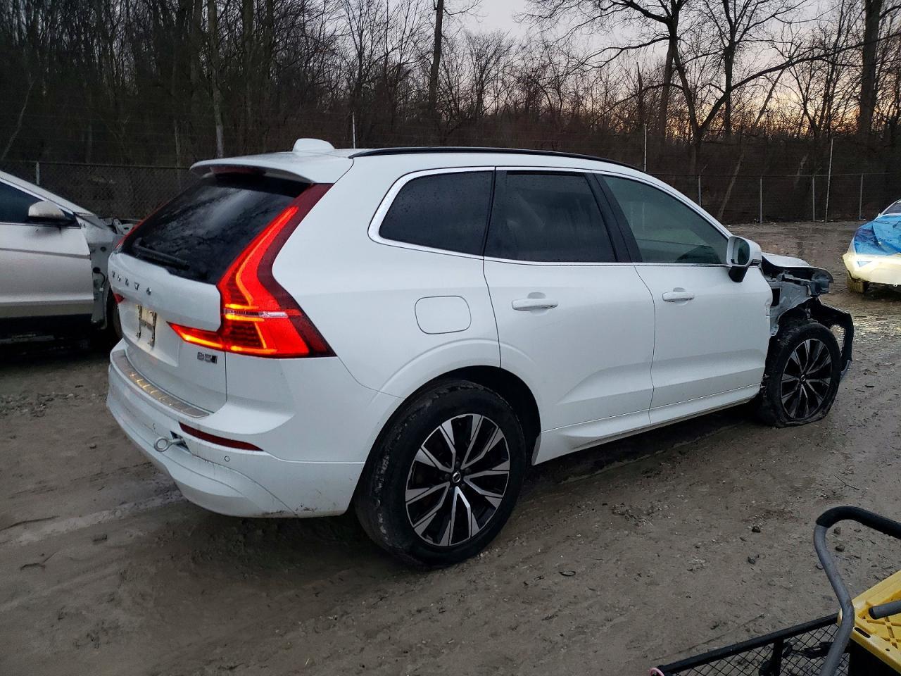 2023 VOLVO XC60