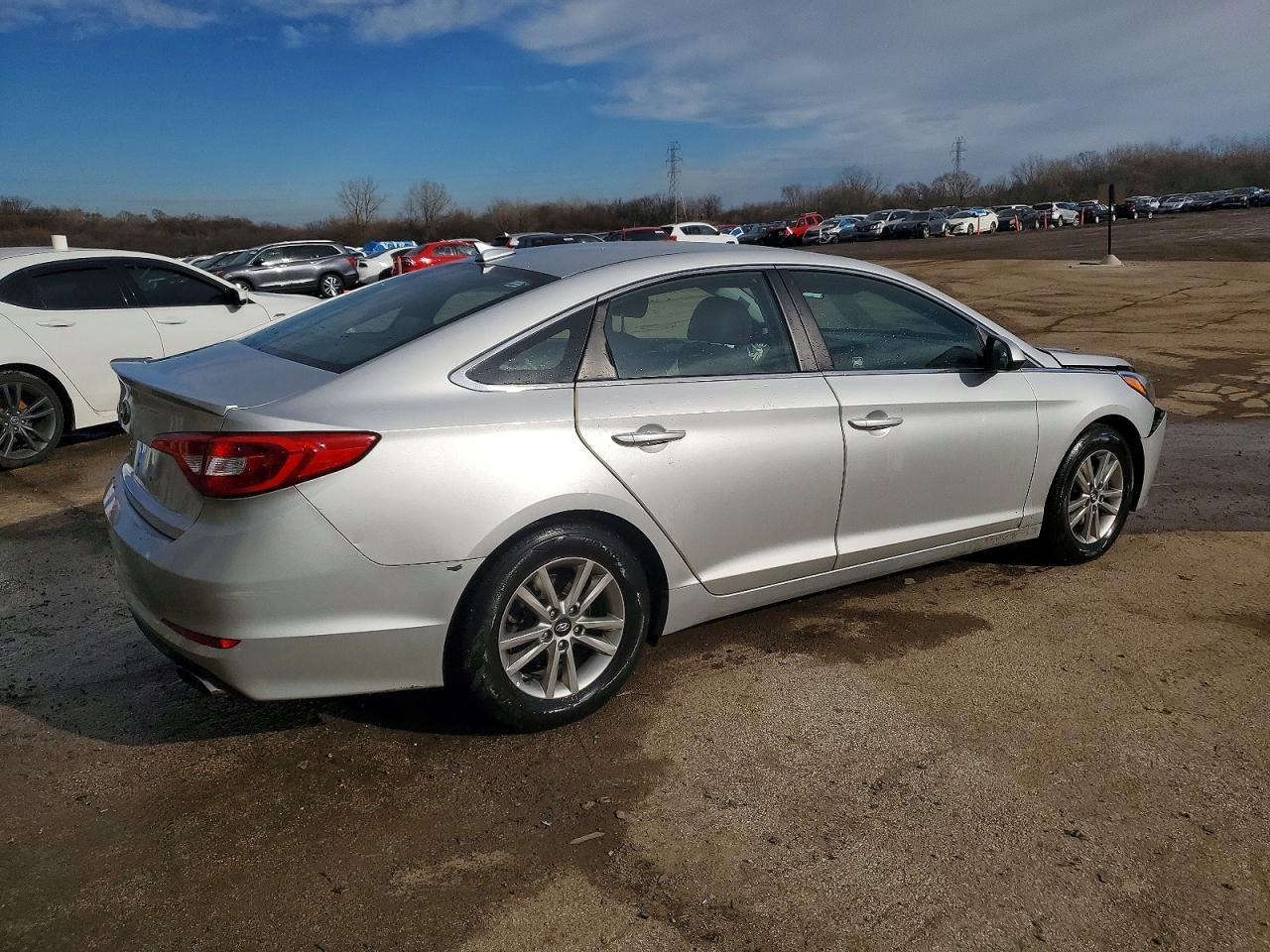 2016 HYUNDAI SONATA