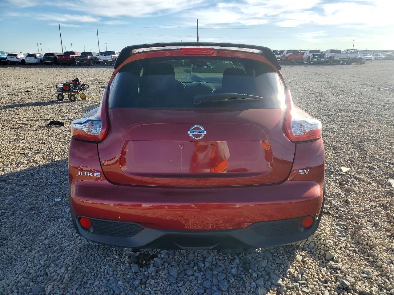 2016 NISSAN Juke