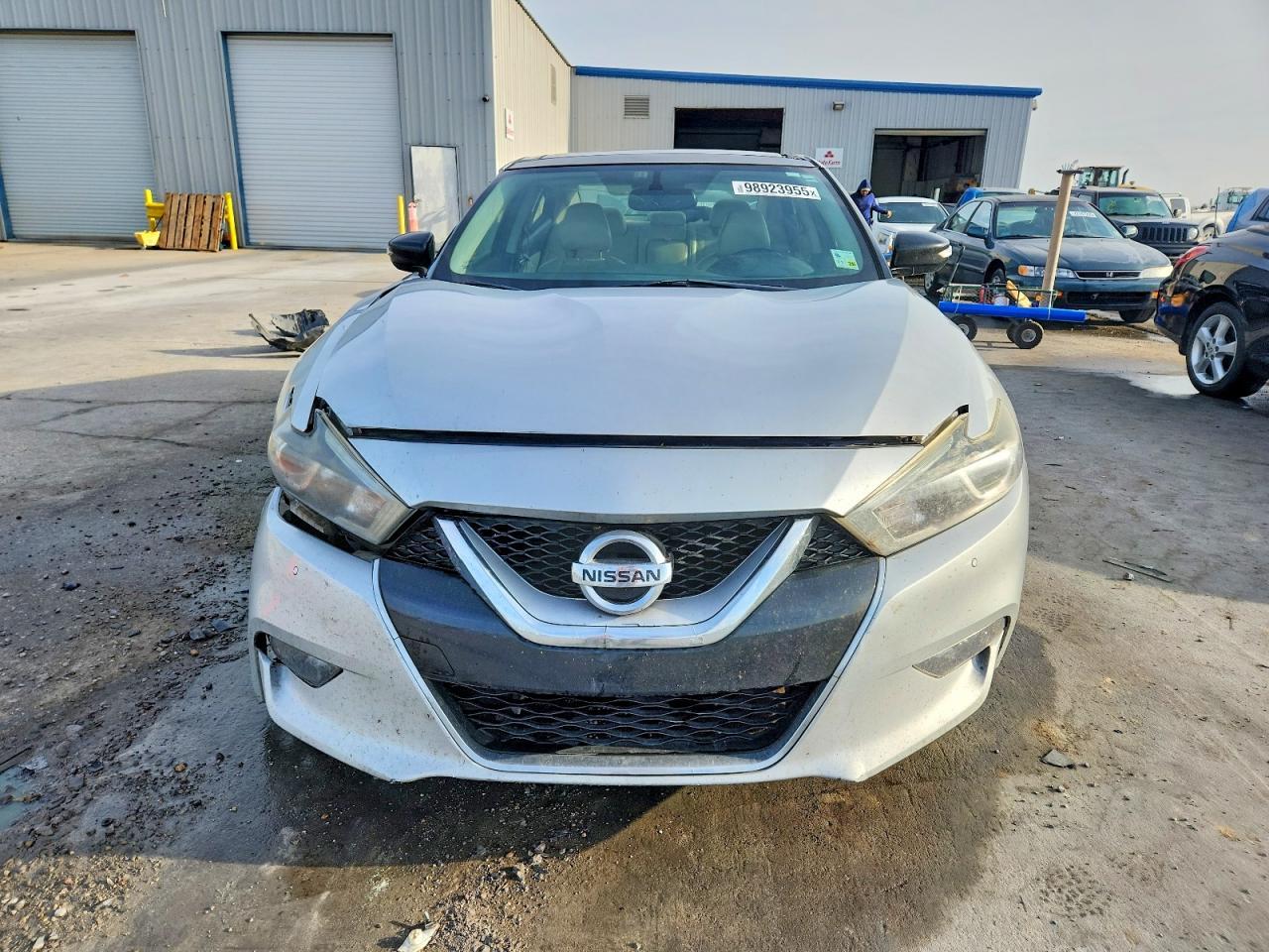 2017 NISSAN Maxima